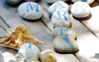 10 эффектных идей декора с помощью камней