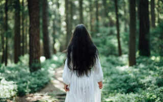 Сочетание зеленых и коричневых оттенков в интерьере