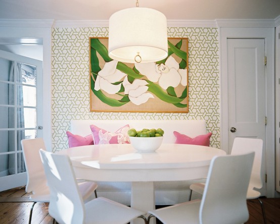 Как разместить кухонный уголок в столовой