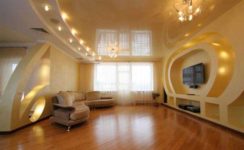 интерьер комнаты со светильниками