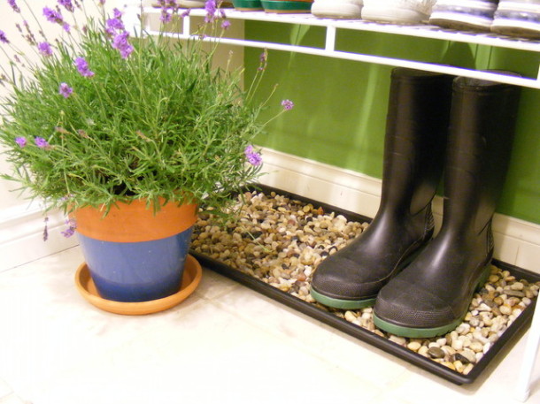 Как хранить обувь в прихожей