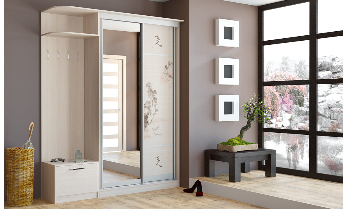 светлая прихожая с шкафом купе 