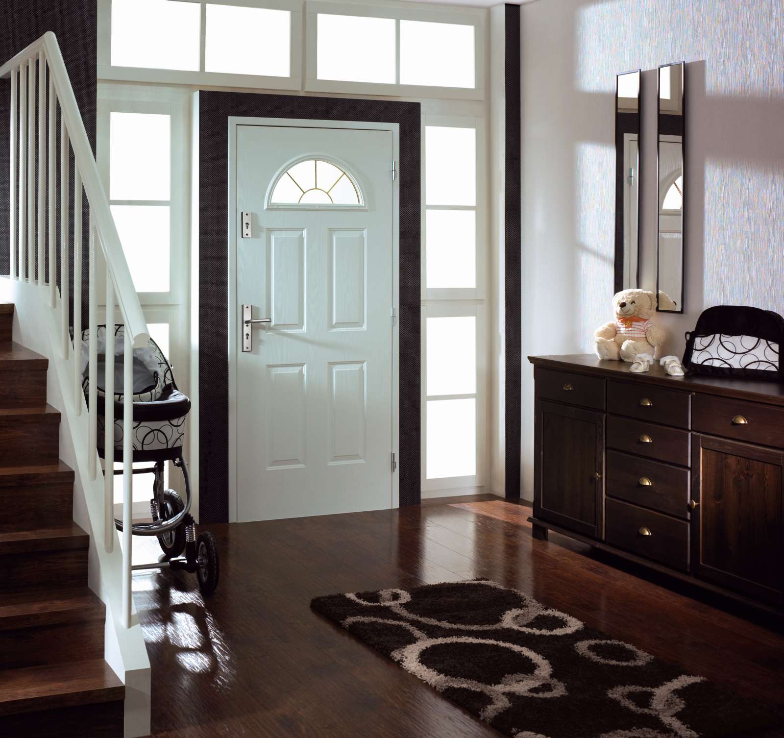 естественное освещение прихожей 