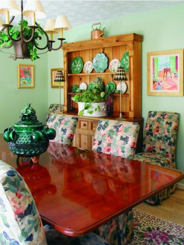 Цветочные орнаменты в текстиле: диваны, стулья, кресла