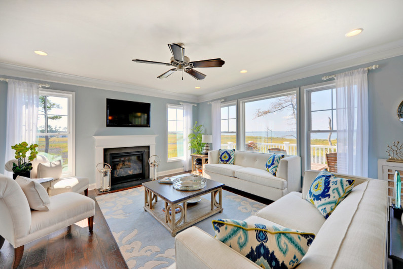 beach-style-living-room