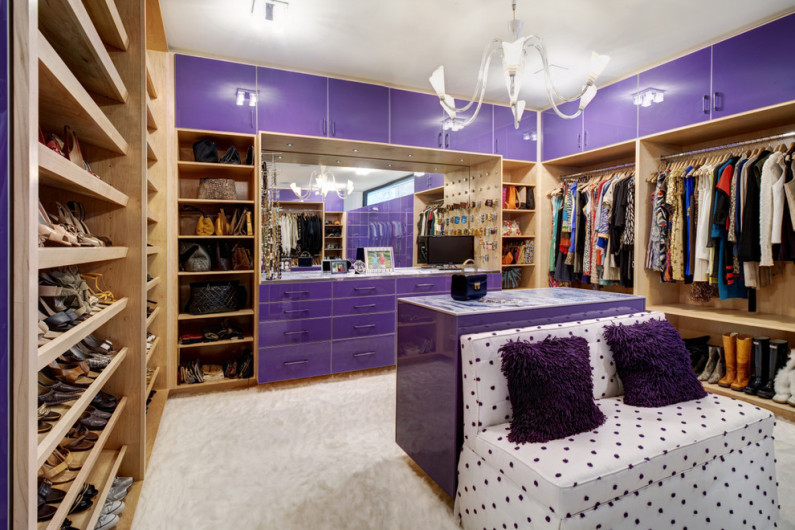Фиолетовый цвет в интерьере