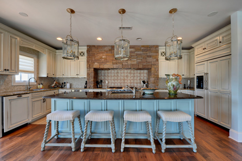 traditional-kitchen